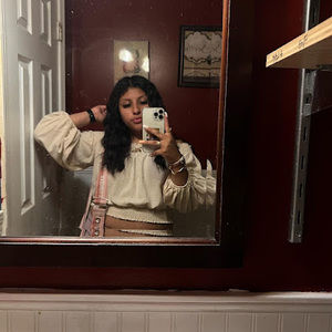 Meet your Posher, Jacqueline